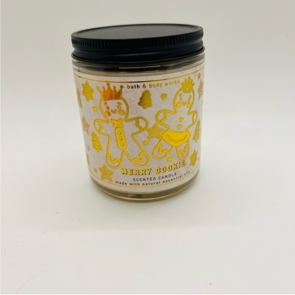 NWT Bath & Body Works Merry Cookie Single Wick Candle 40 hour burn time - Picture 7 of 11